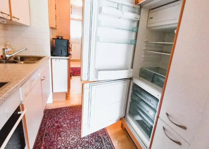 Peter Seeblick Haus Haensel Gretel Am Ossiacher See, Hallenbad, Skiarena Gerlitzen